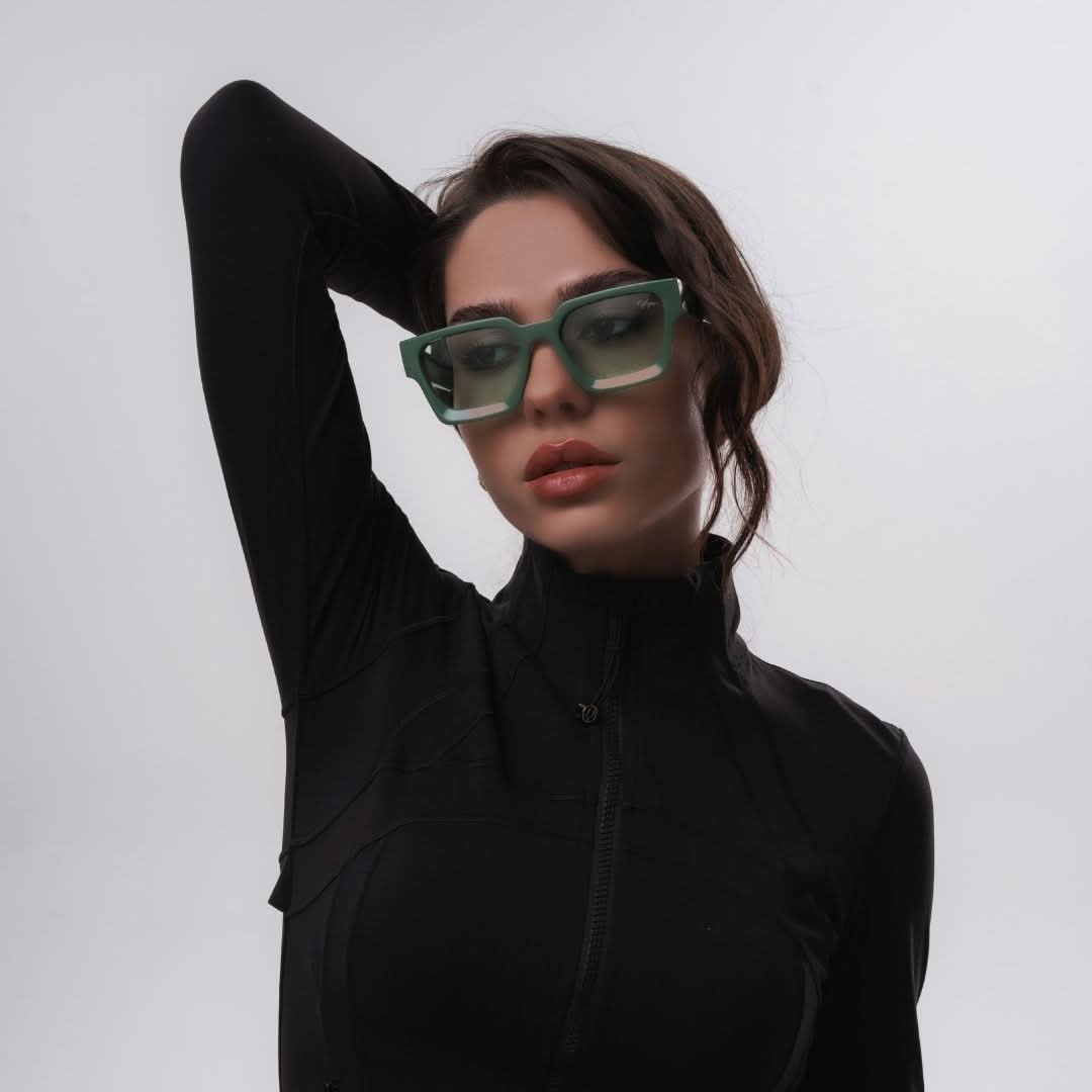 Caila napszemüveg