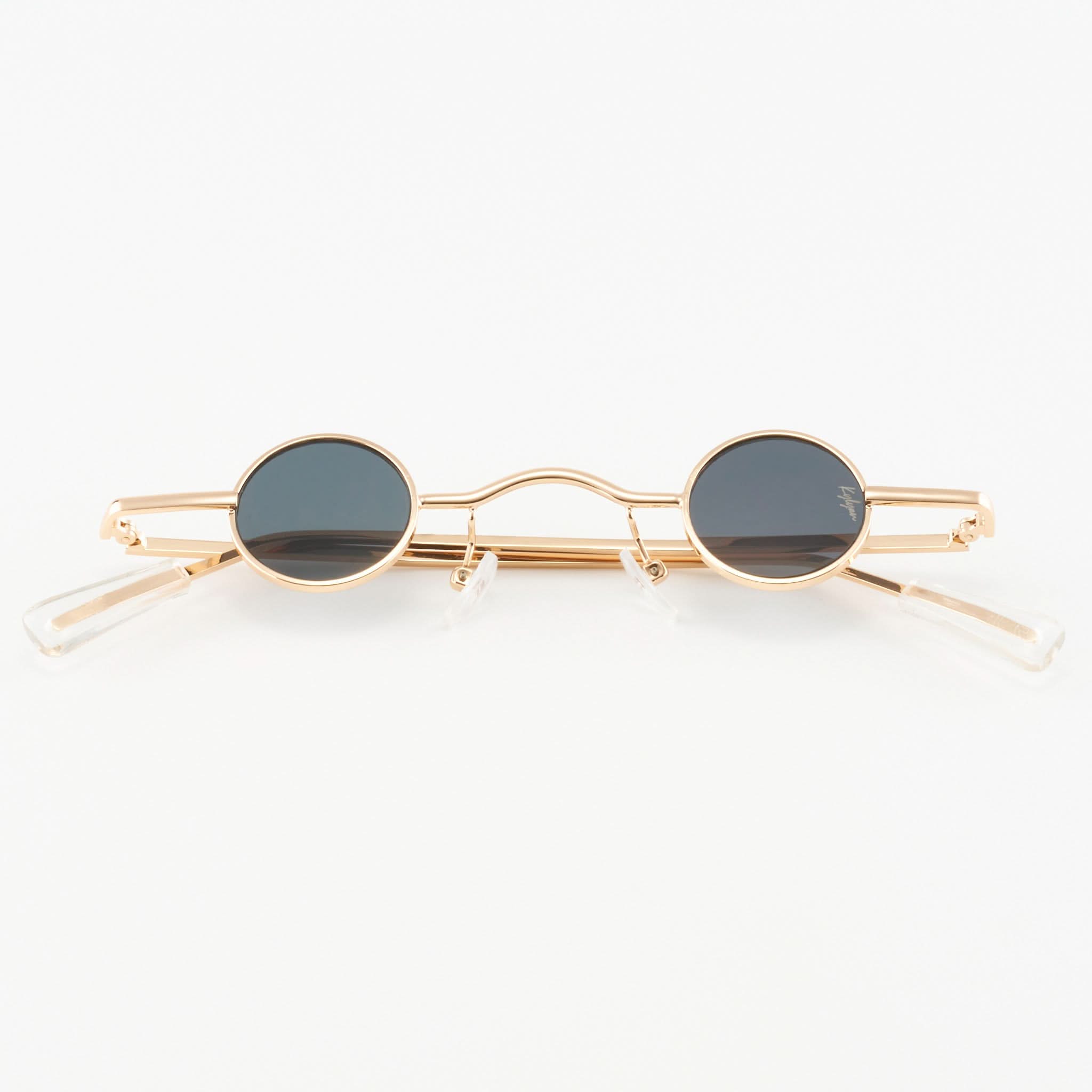 Chris napszemüveg